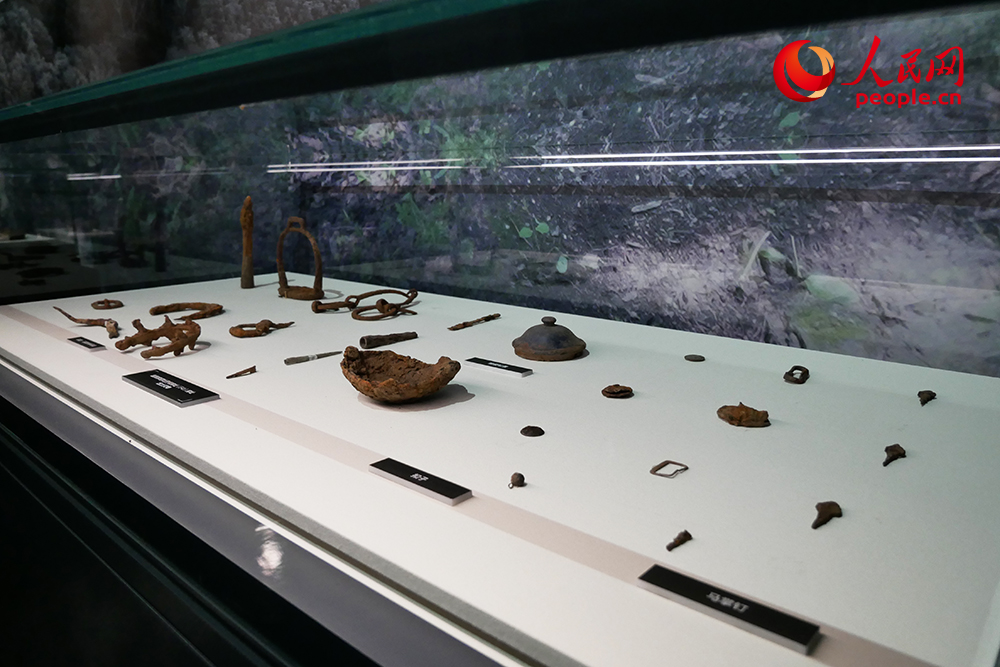 展覽展出文物。人民網(wǎng)記者 韋衍行攝